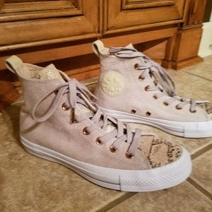Converse Hightop Snakeskin Tongue Tennis Shoes